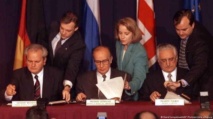 Between Dayton and the Future: Should Pro-Bosnian Forces Demand the Abolition of the Entities?